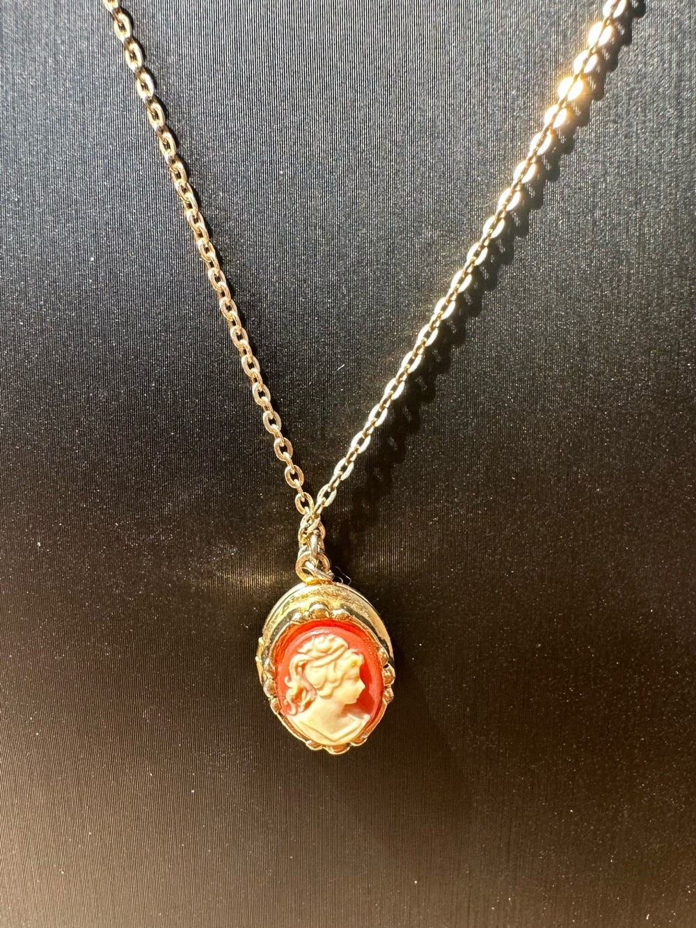 1928 Gold-Tone Necklace with Red and Cream Cameo locket